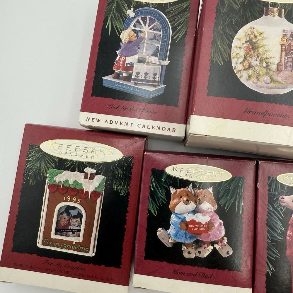 Lot Of‎ 13 Vintage Hallmark Keepsake Christmas Theme Santa Giraffe Grandparents